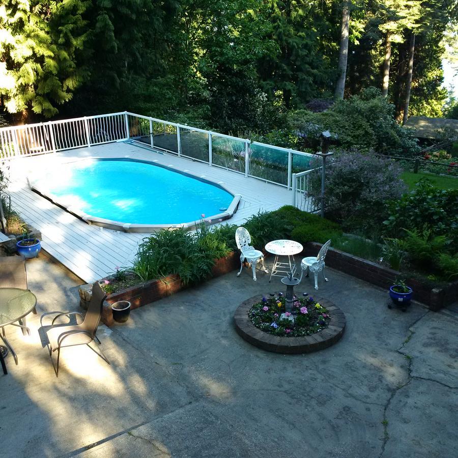 Bed and Breakfast Caprice Roberts Creek Esterno foto